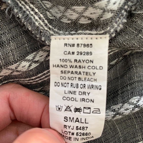 ELAN Tiered Dress - Picture 6 of 6